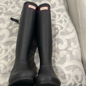 Hunter Black boots size 9
